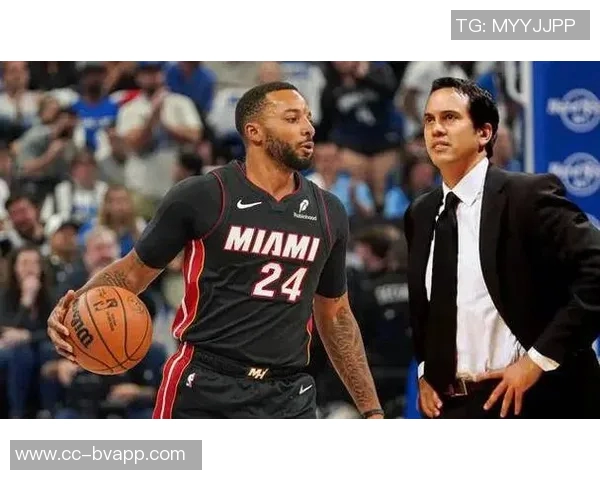 斯波称赞鲍威尔在混战中表现出色活塞强硬防守正是球队所需